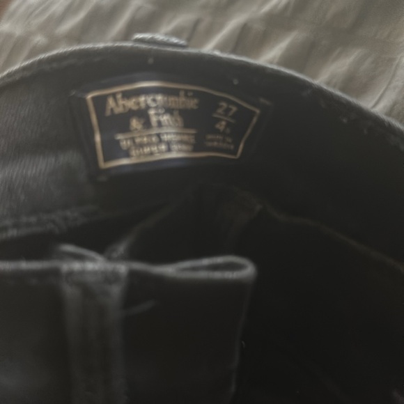 Bundle of 4: A & F skinny Jeans - Picture 5 of 15